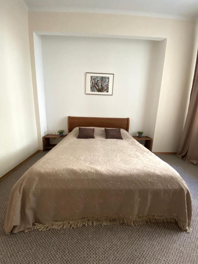 Family Apartment 利沃夫 外观 照片