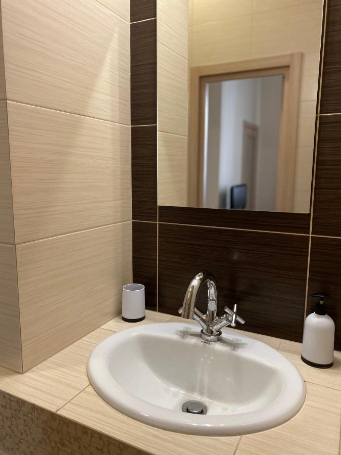 Family Apartment 利沃夫 外观 照片